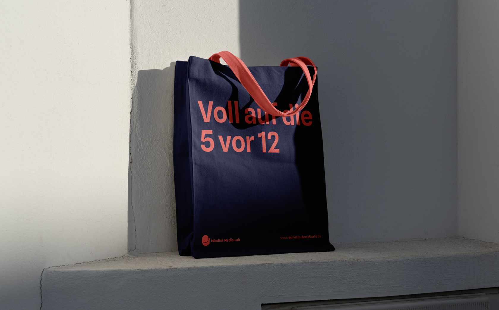 MML-Bag-Mockup