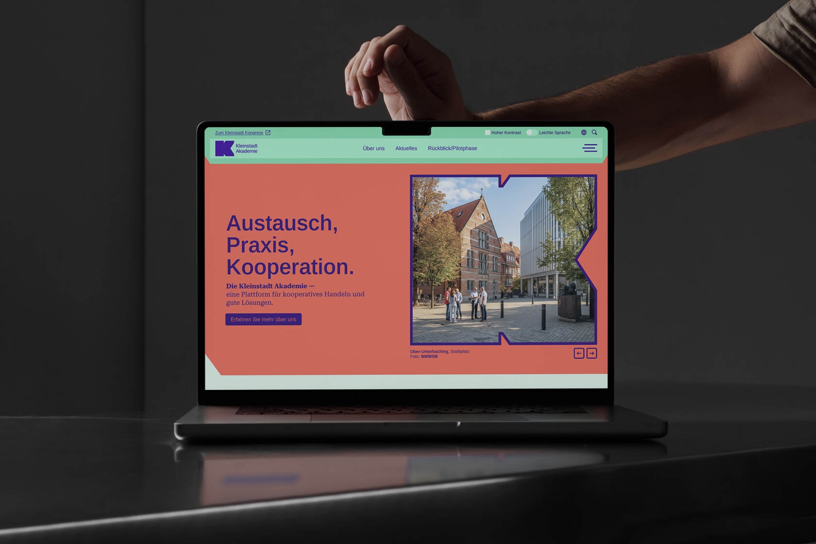 Startseite der Kleinstadt Akademie